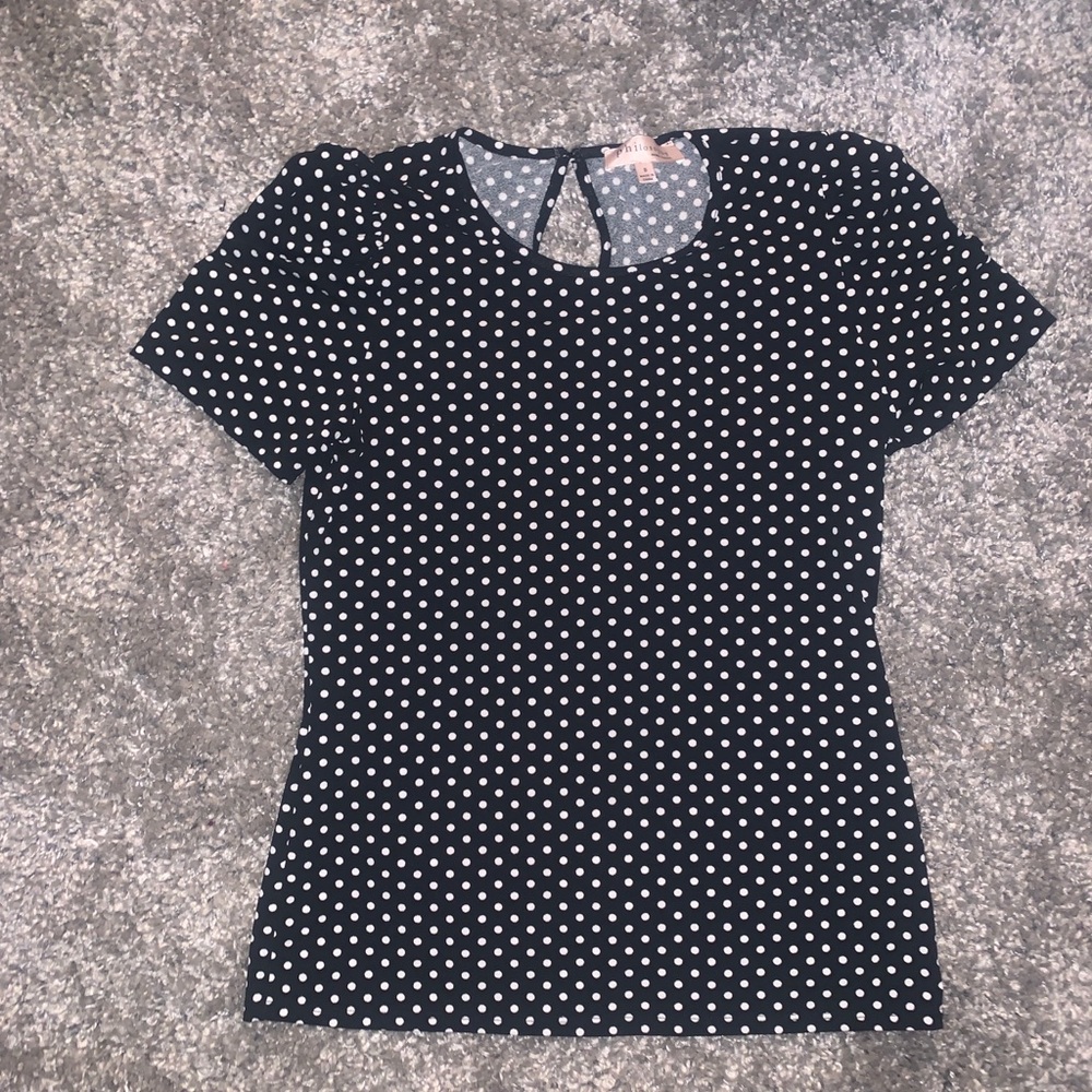 Black and white polka dot top ✨